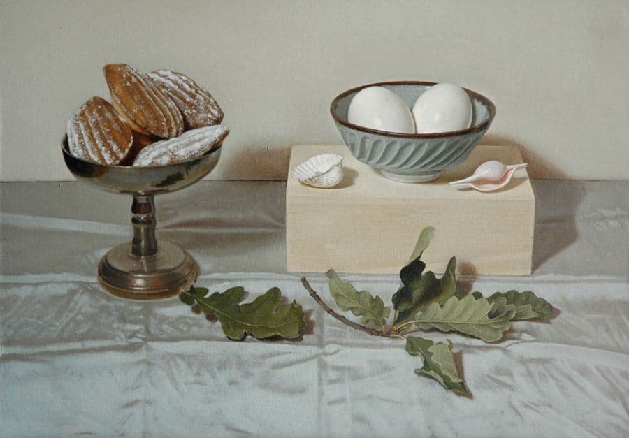 still life with blue background